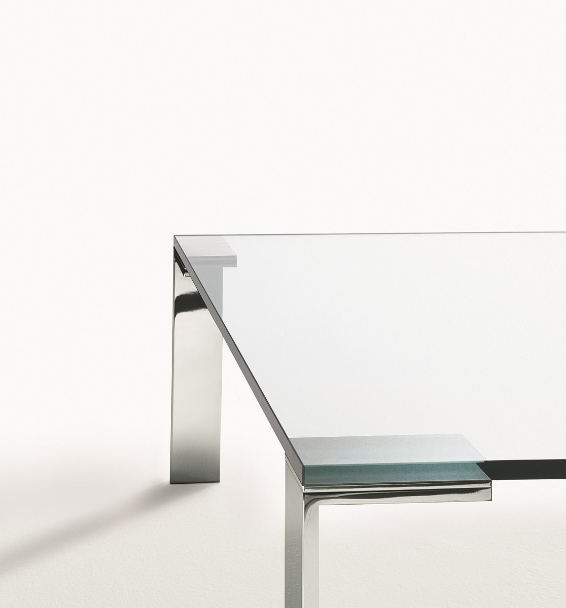 uploadimage/Liko_Glass_small_table_desalto_conte_living_italian_furniture3_1.jpg