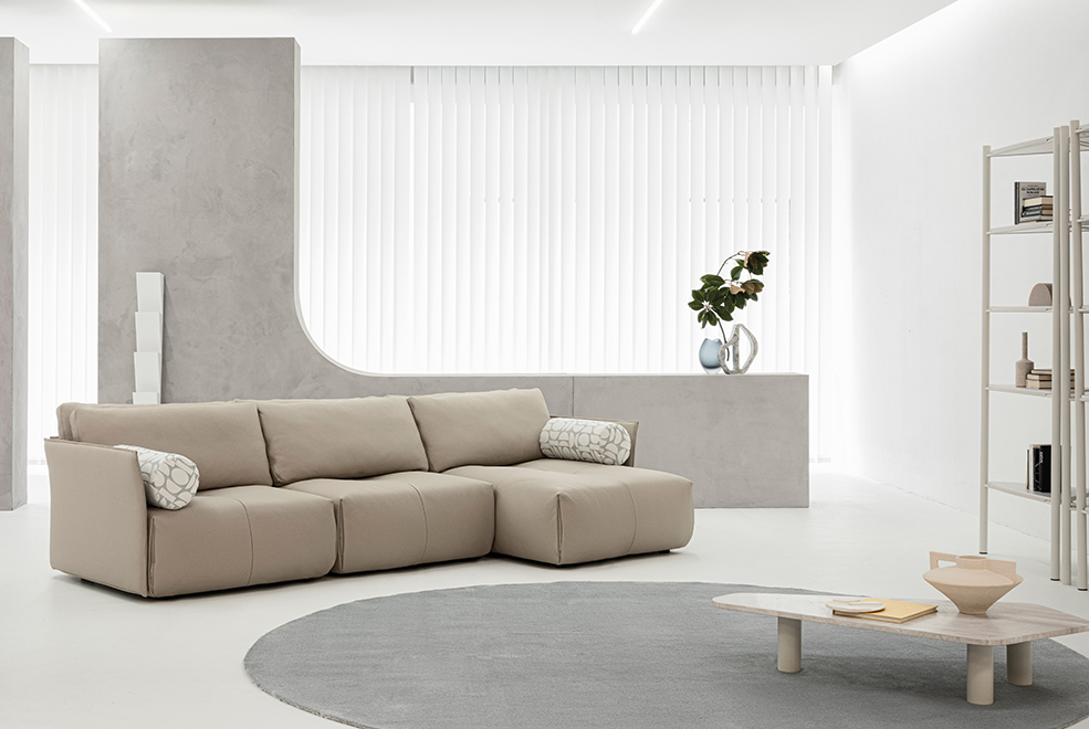 Tab 2023 Sofa thumbnail