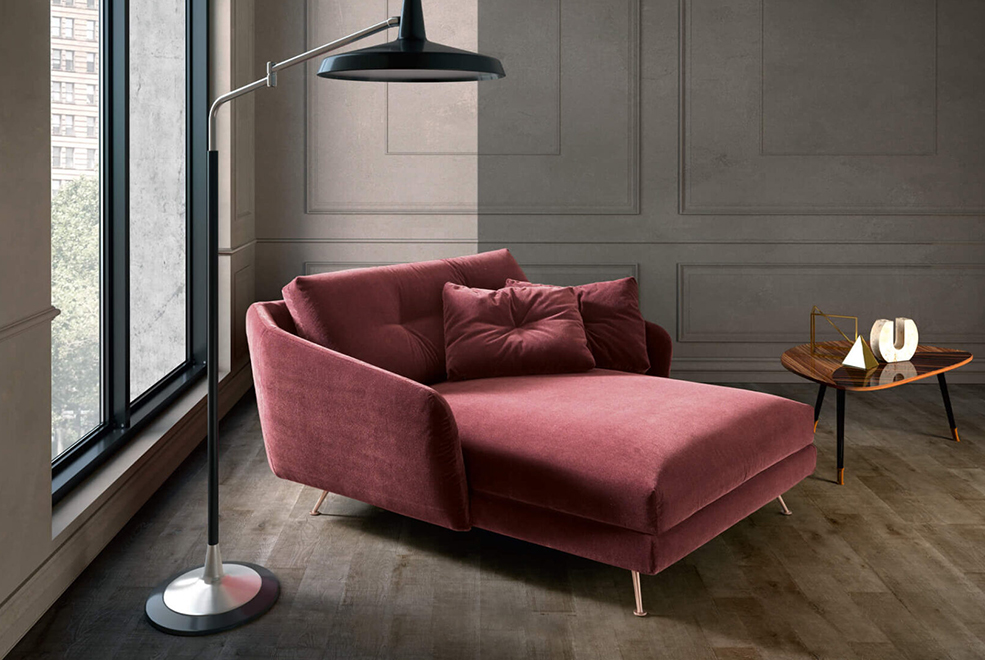 Duke Chaise Lounge thumbnail