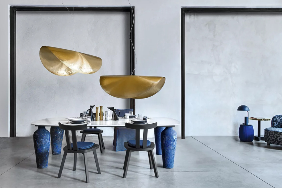 Moon 33 Dining Table thumbnail