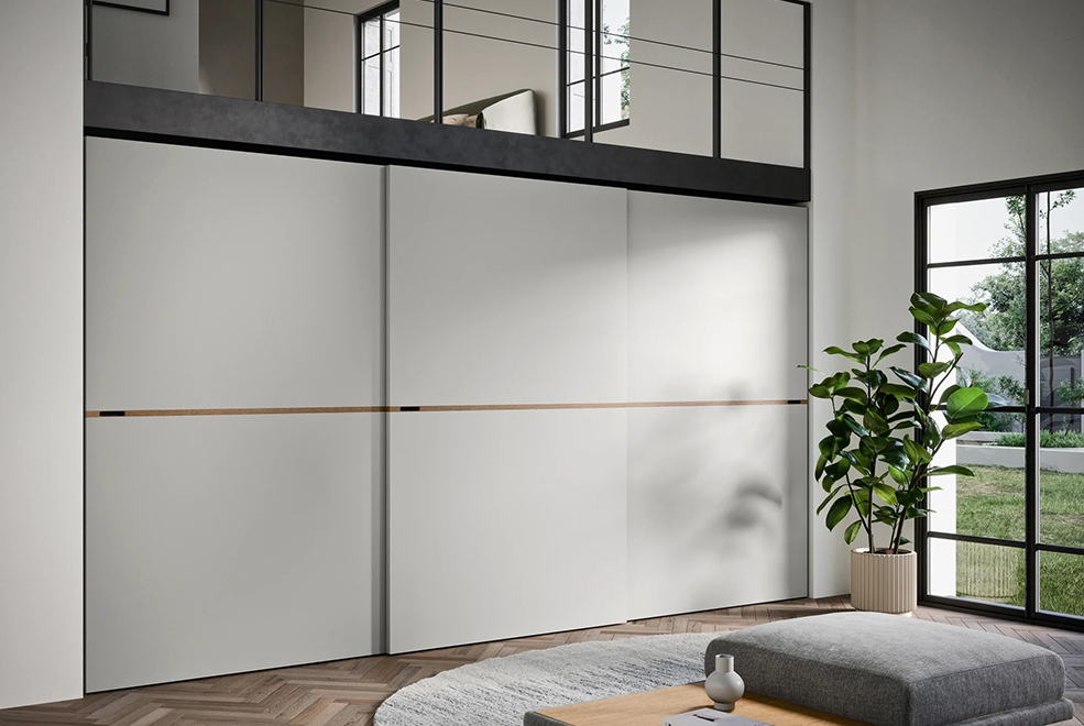 Middle Wardrobe thumbnail