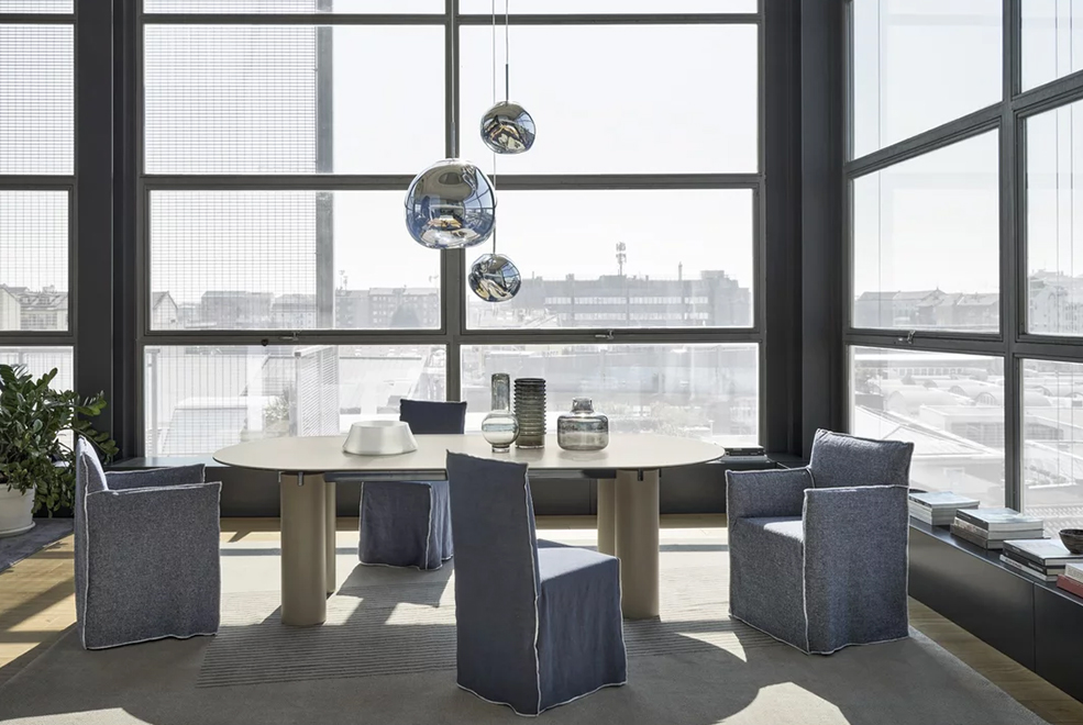 Daen 33/34 Dining Table Gervasoni thumbnail