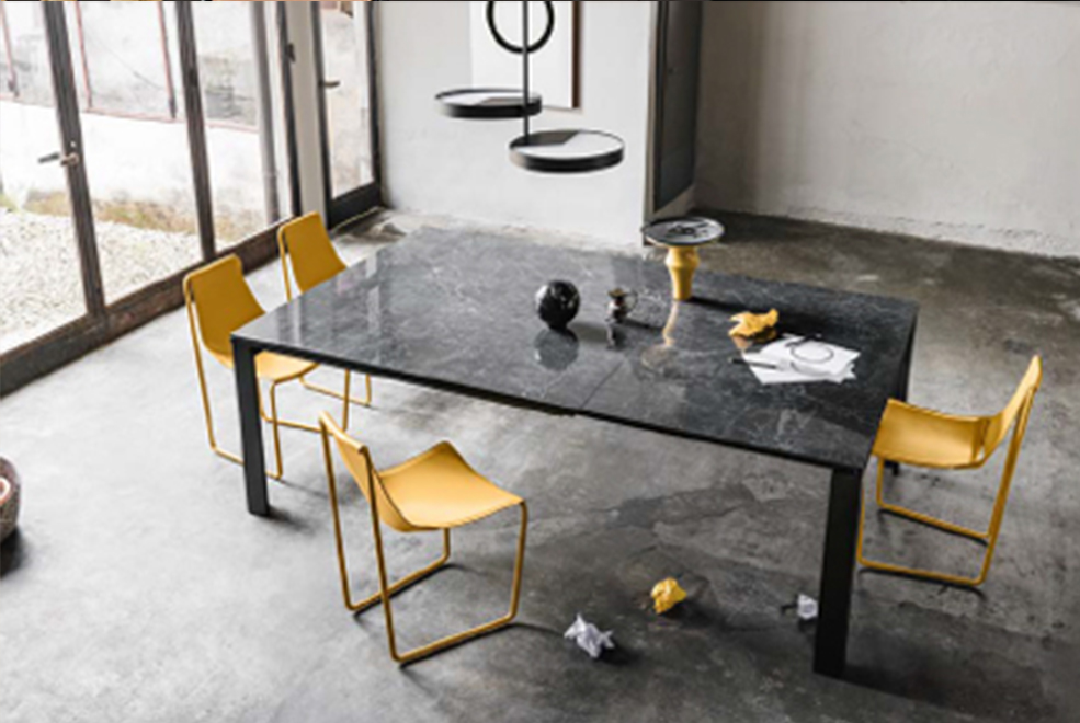 Apelle Lounge Chair thumb