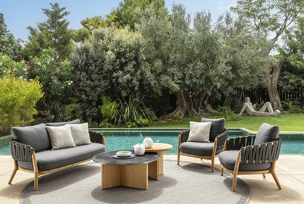 Bàn cà phê Venice