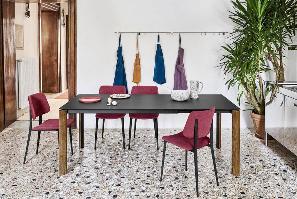 Blade Dining Table