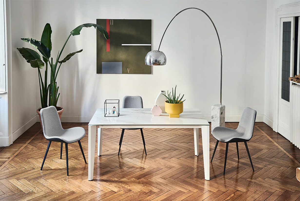 Dalia Dining Chair thumbnail