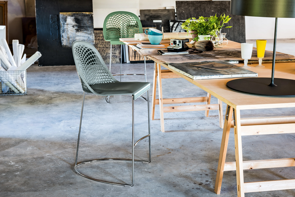 Guapa Fixed Stool