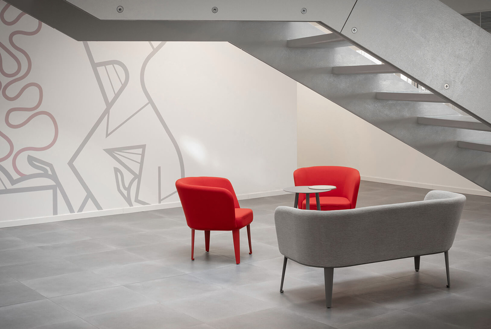 Clara armchair thumbnail