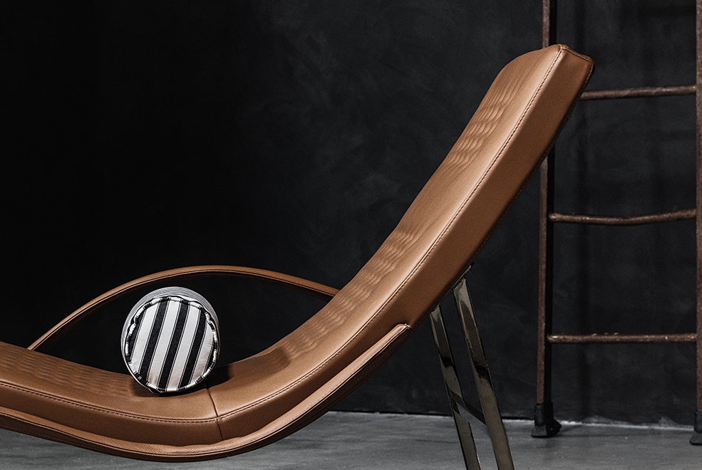 Chandelier Sofa gallery