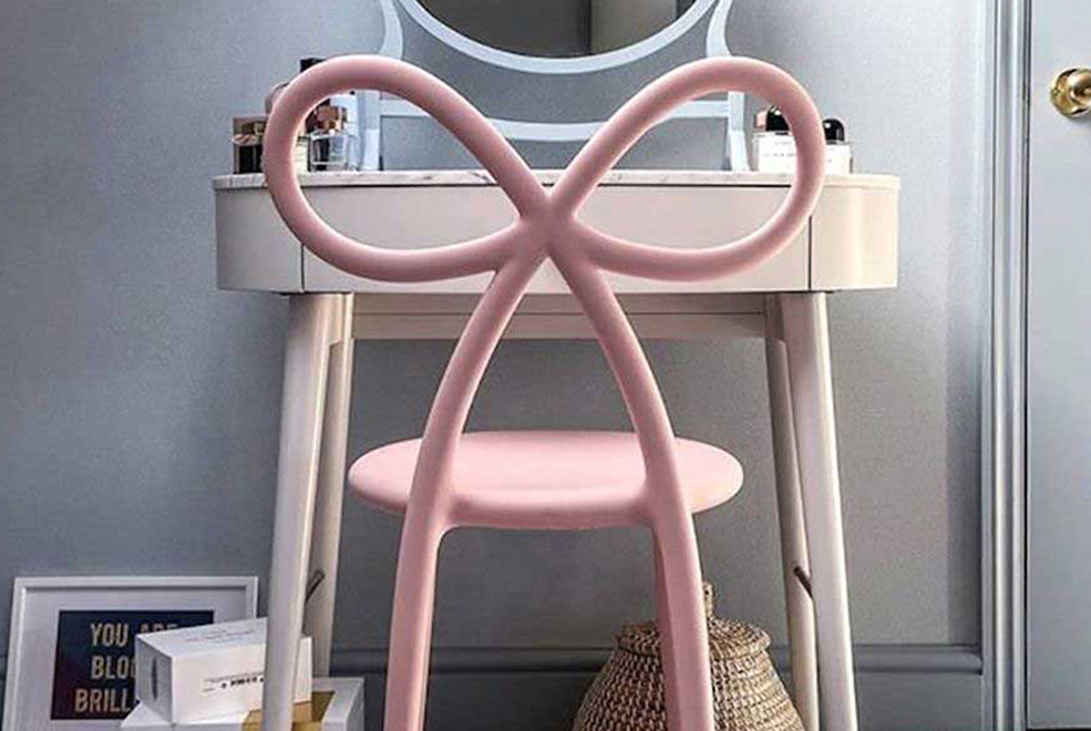 Ribbon Chair gallery