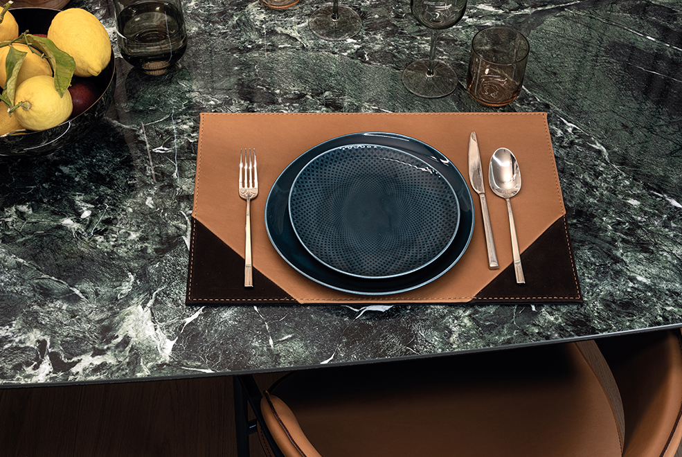 Wings Dining Table gallery