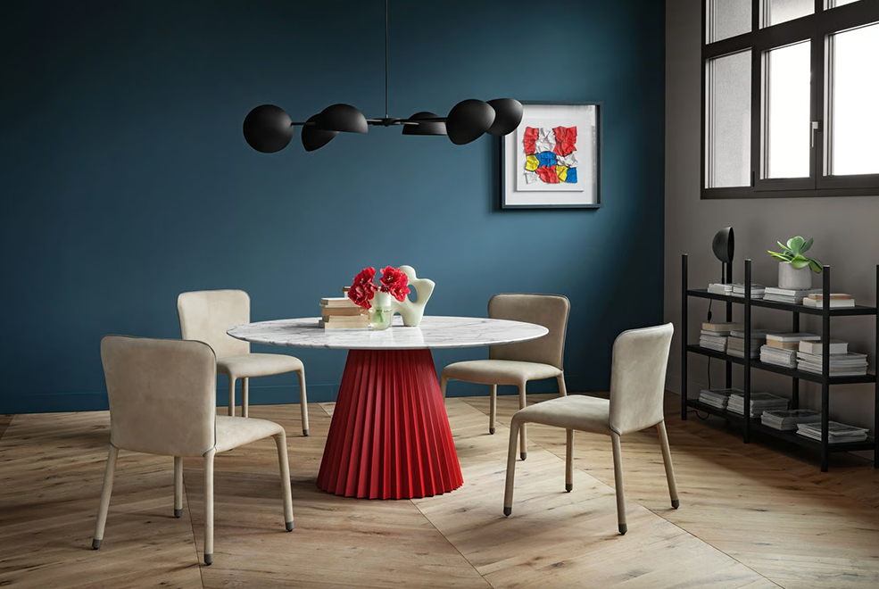 Plisse Dining Table gallery