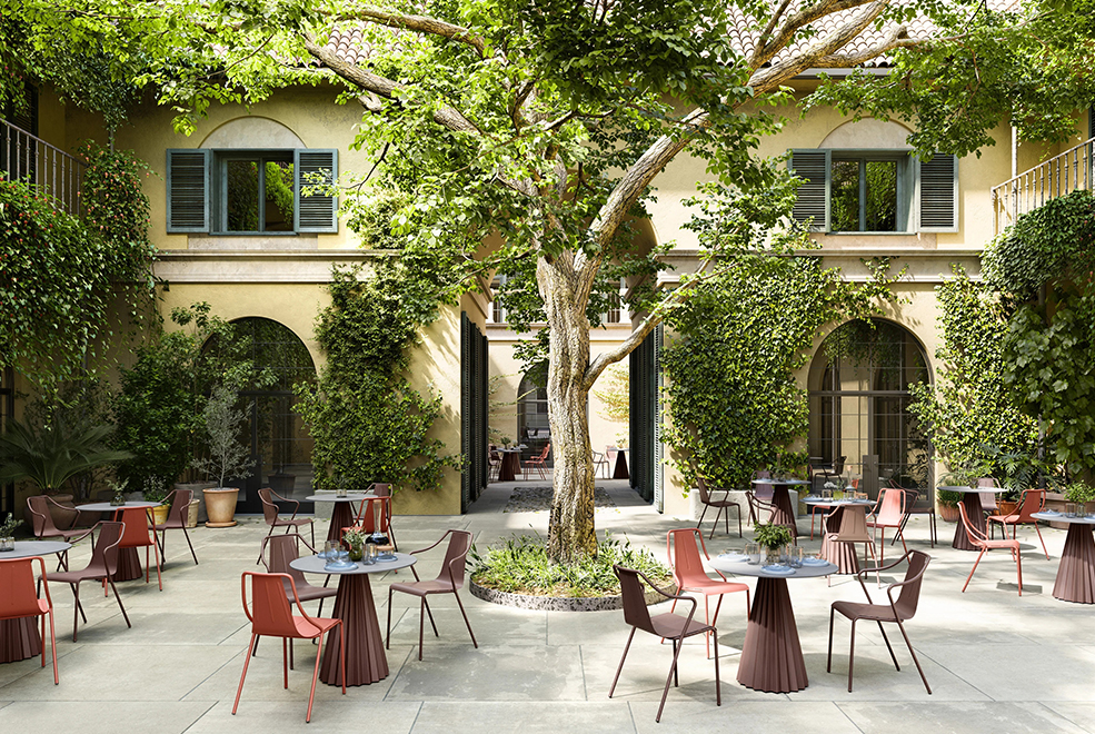 Plisse Dining Table gallery