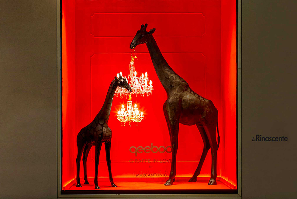 Giraffe in Love XL Lighting gallery