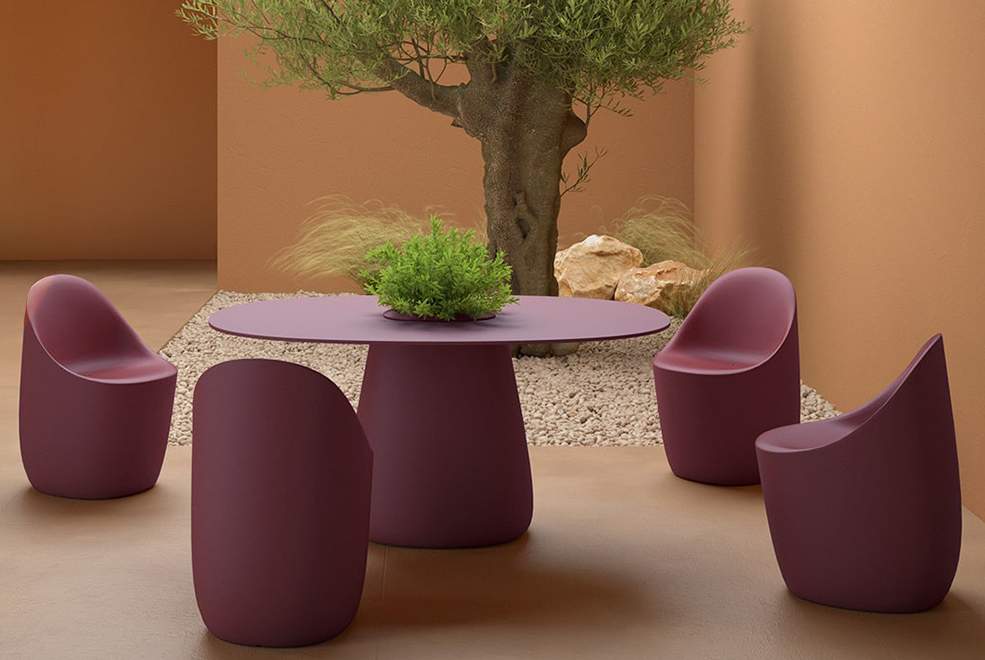 Qeeboo Table Outdoor